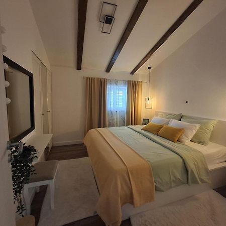 Apartman Pojine Gabonjin Extérieur photo